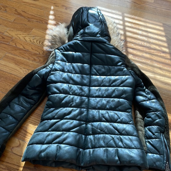 Real leather and shearling coat - Picture 8 of 15